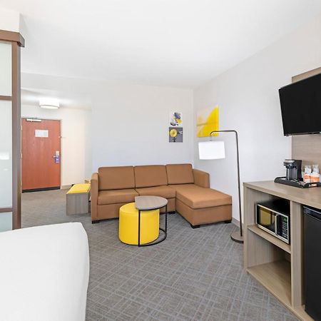 Comfort Suites Pecos Exterior photo