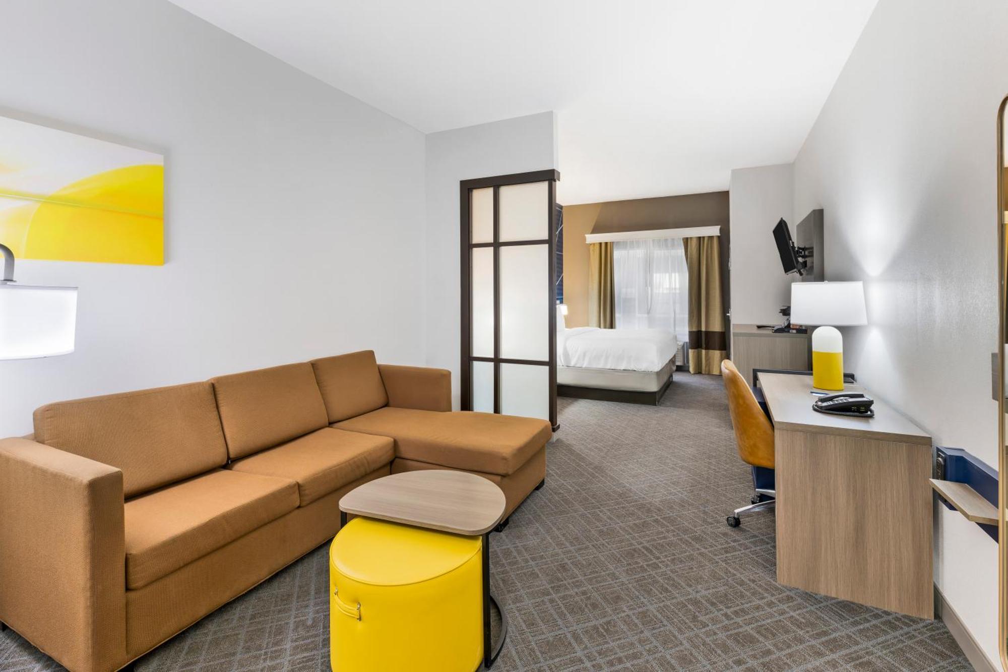 Comfort Suites Pecos Exterior photo